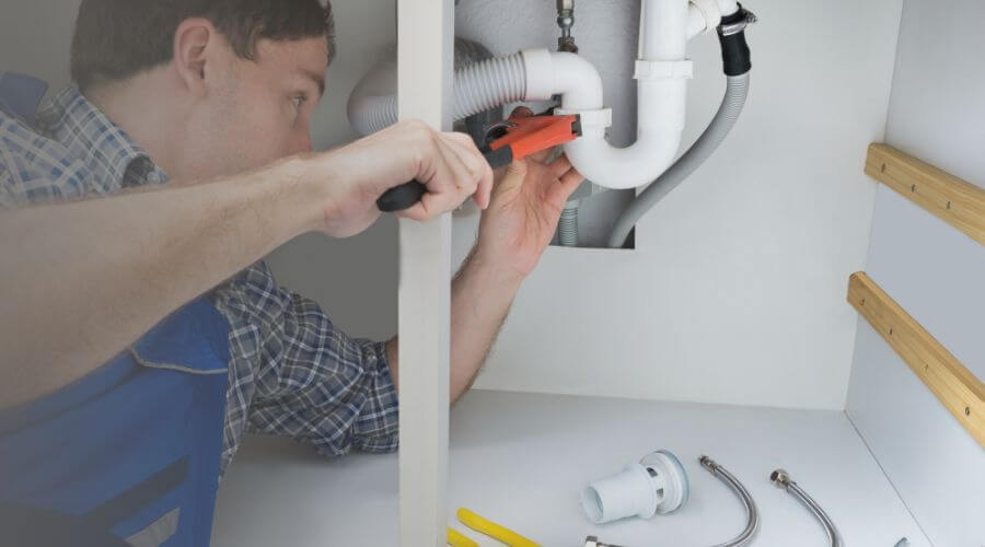 Local annual plumbing maintenance in Lawrence, MI